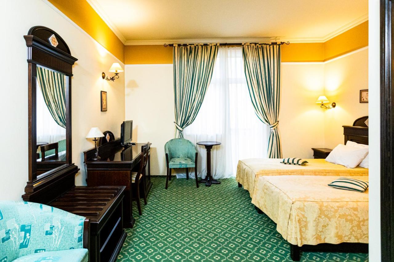 Hotel Koronna 4*